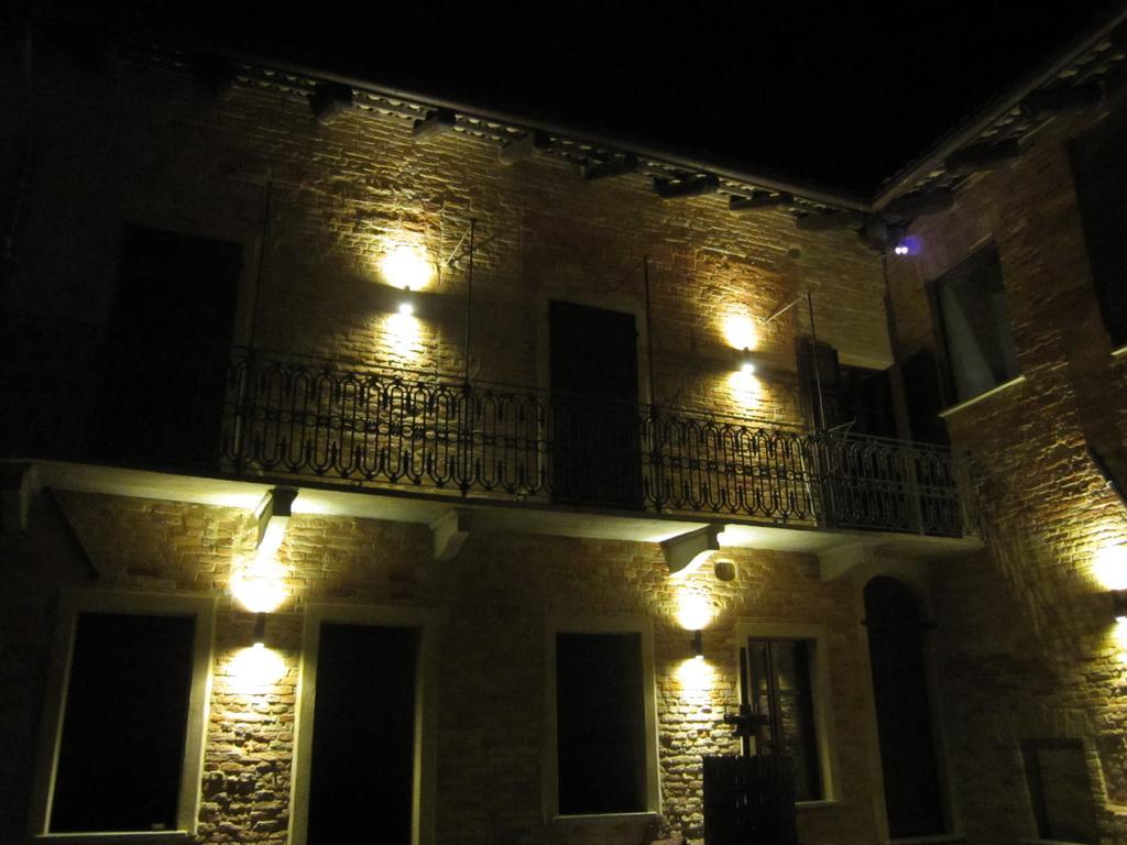Dimora Cortese Castagnole delle Lanze Екстериор снимка